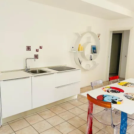 Apartment Suite *